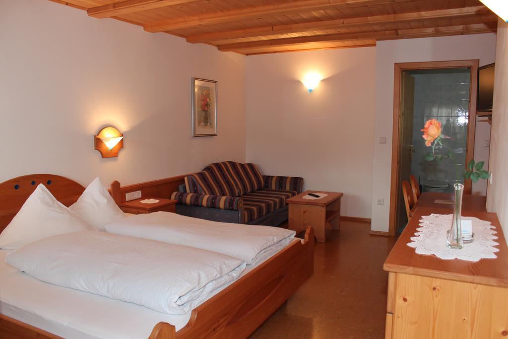 Pension Widmann Stulles Buitenkant foto
